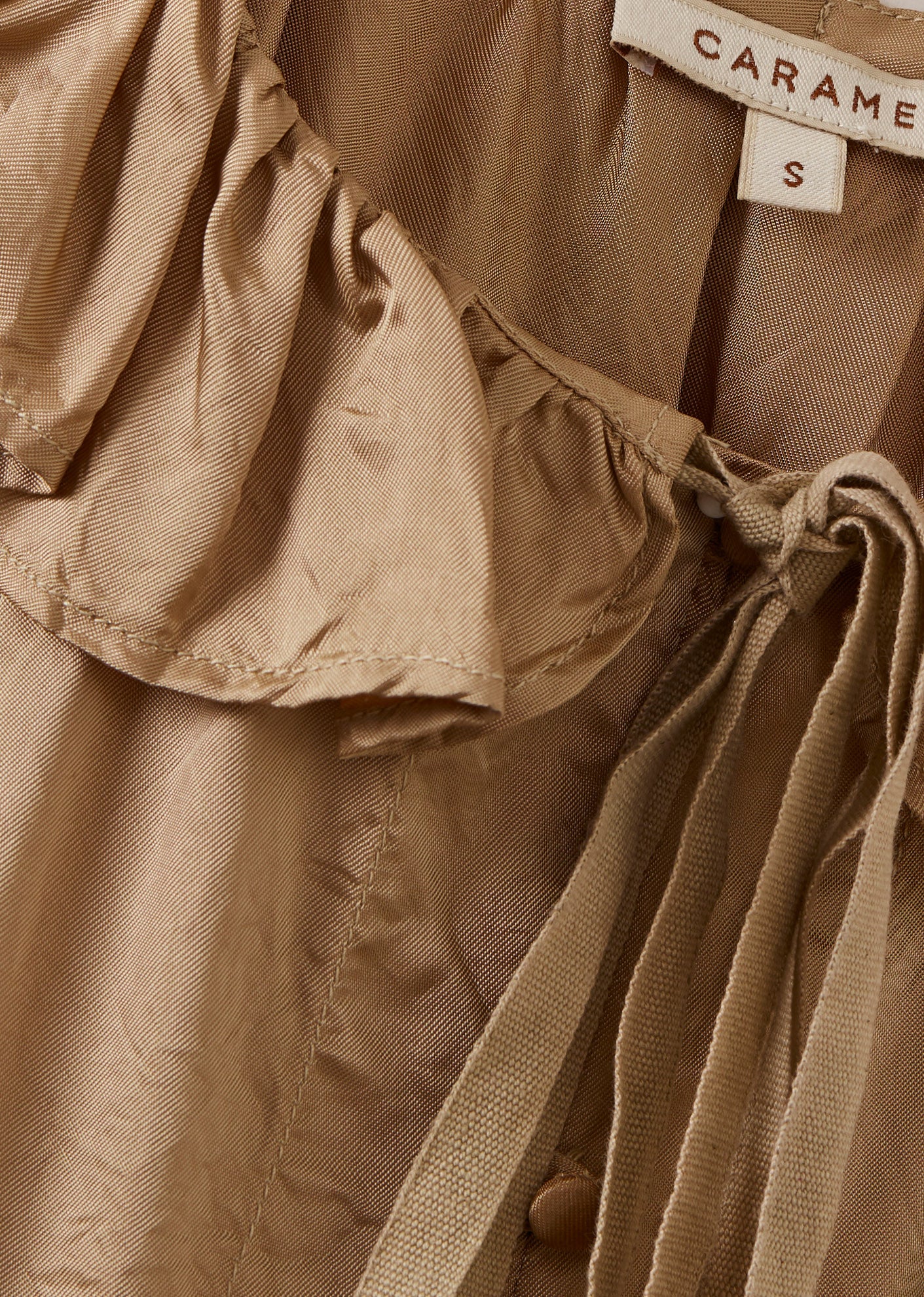 WOMEN'S FRILL COLLAR SHIRT - BEIGE