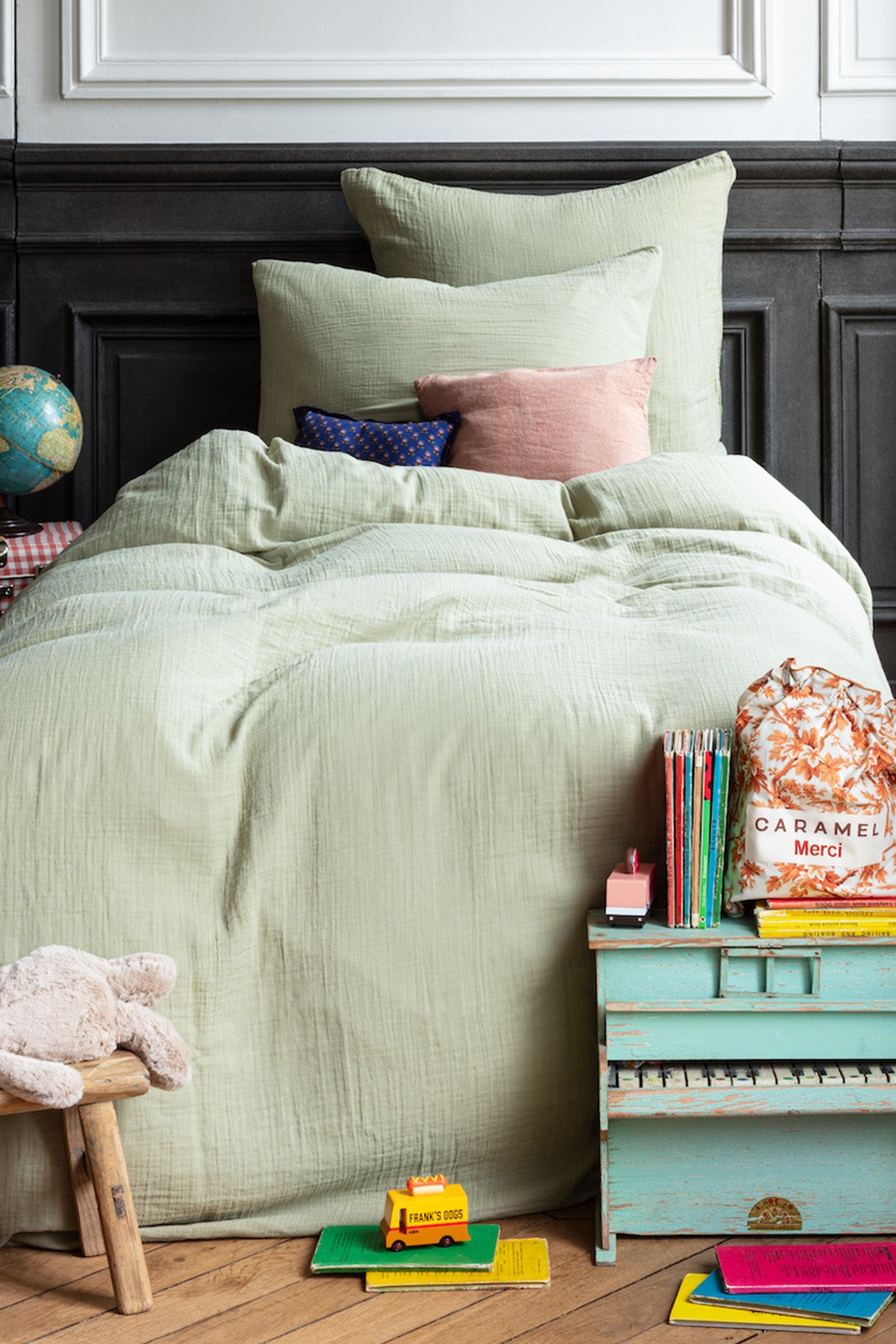 PILLOW COVER 65 x 65 - VERT 77 RUE DE VARENNE