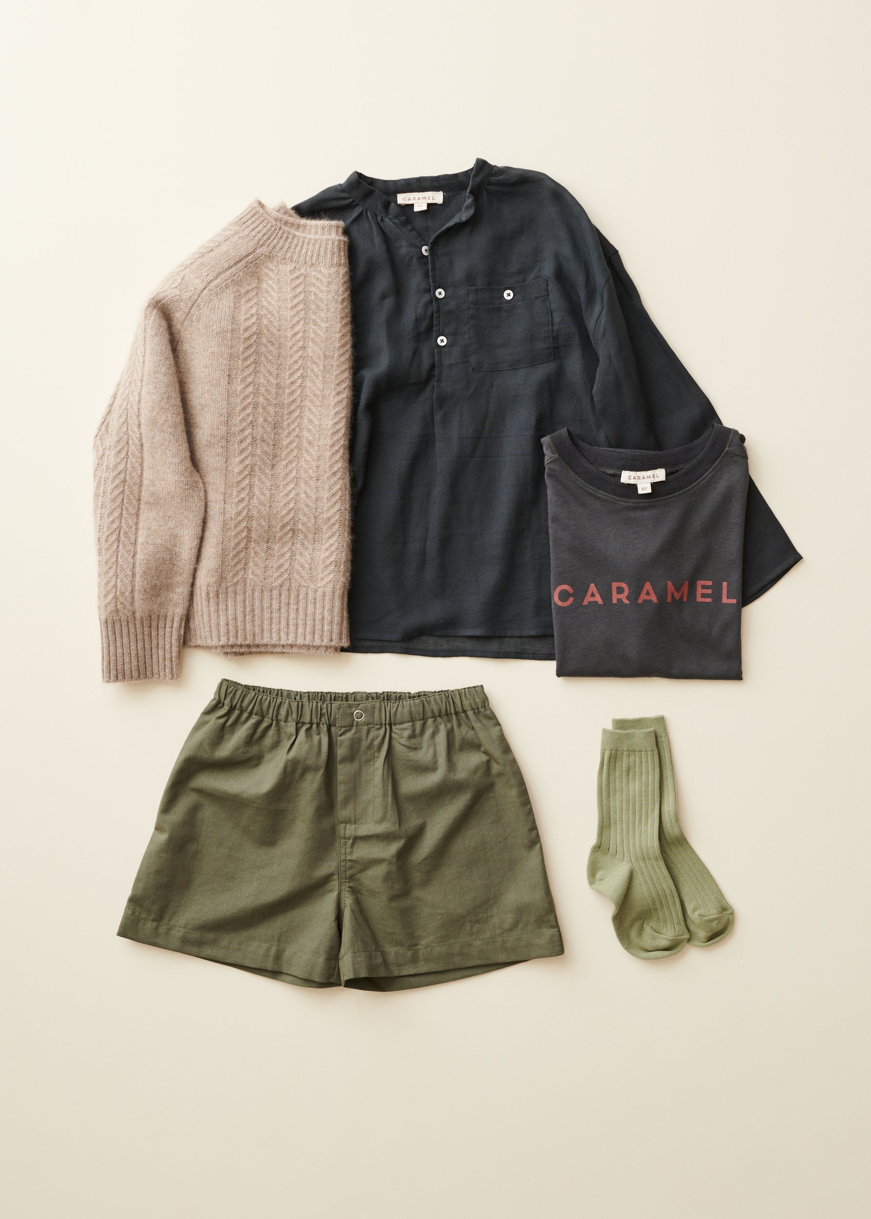 APIUM SHORTS - KHAKI