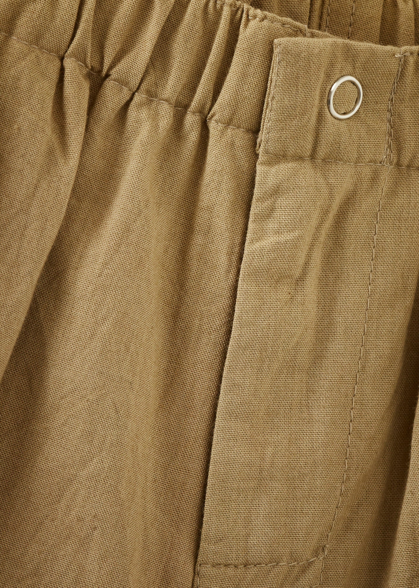 APIUM SHORTS - LIGHT CAMEL