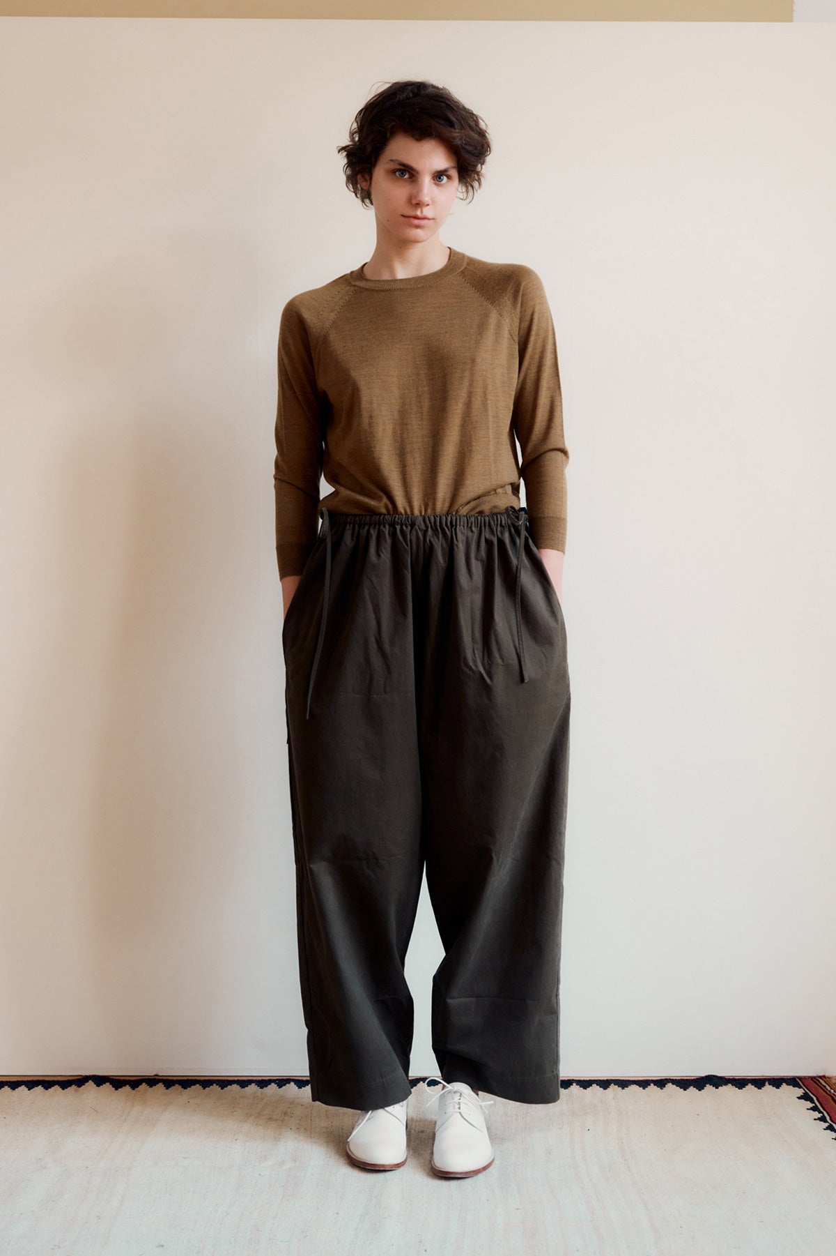 WOMEN'S TIE-DETAIL TROUSERS - KHAKI
