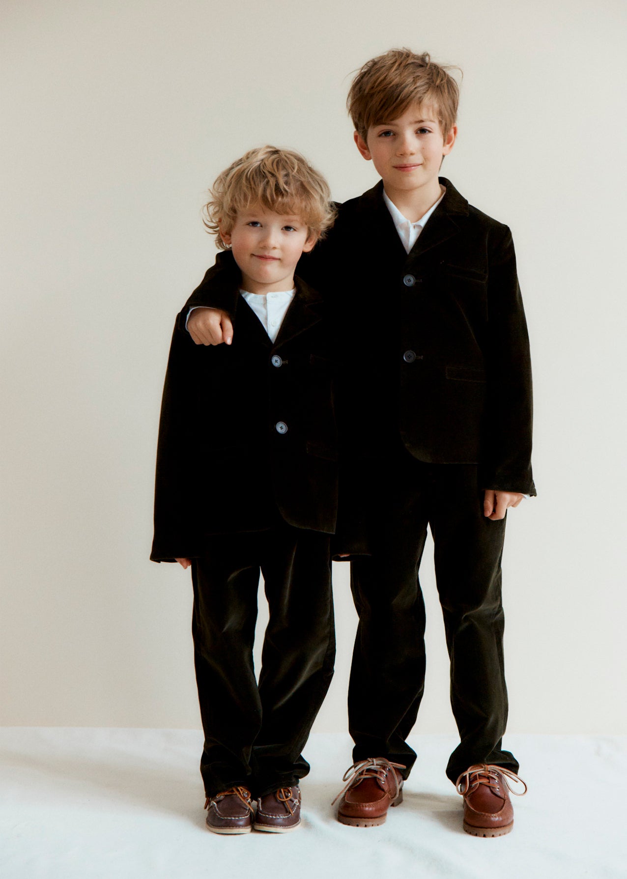 ERODIUM CHILDREN'S COTTON VELVET TROUSERS - FOREST GREEN