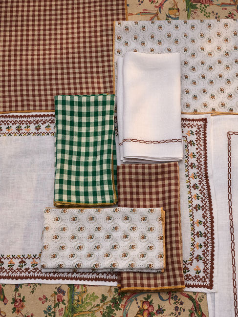 GINGHAM LINEN NAPKINS (SET OF FOUR) - BROWN CHECK