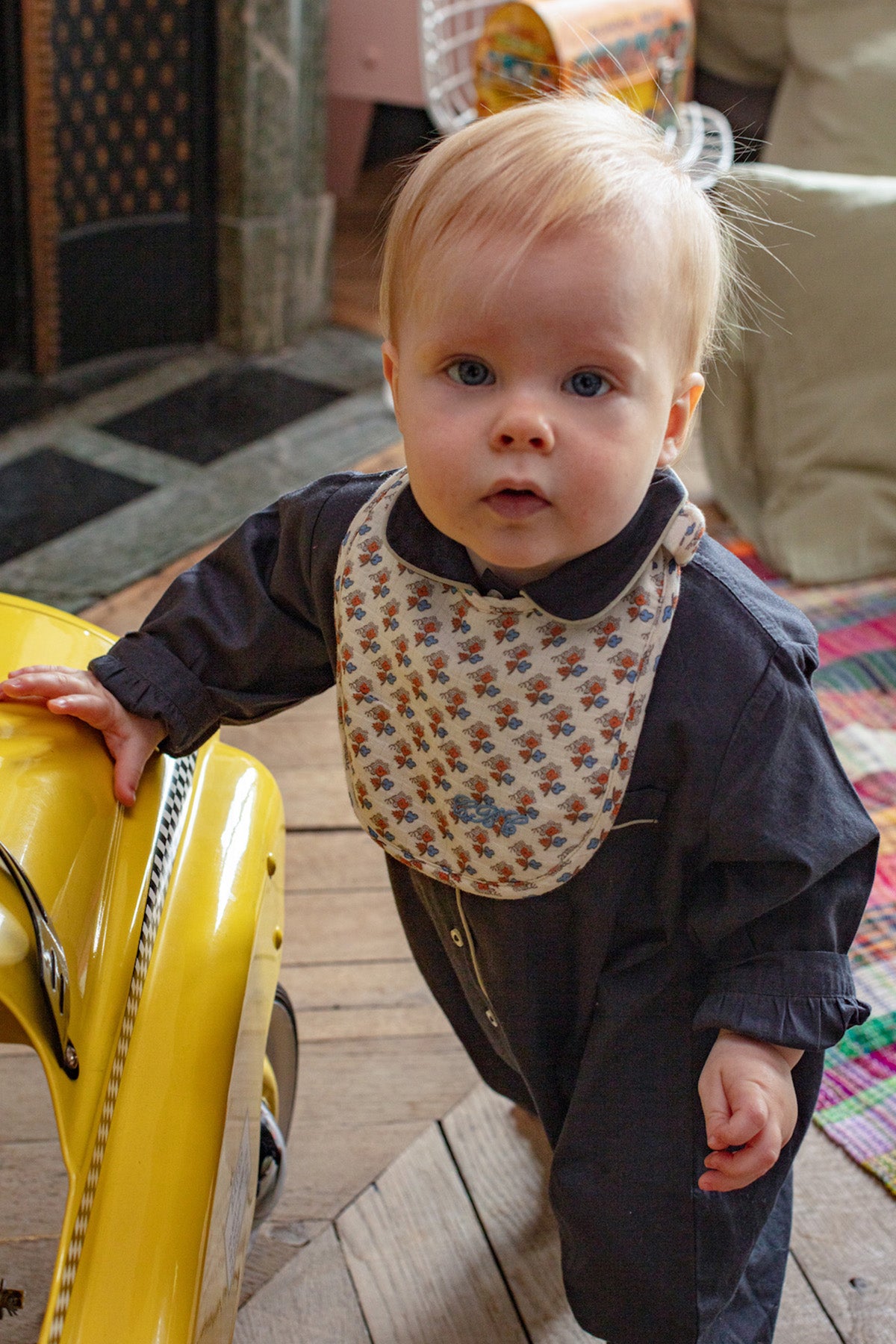 BABY BIB AND MUSLIN SET - CREAM POSY PRINT