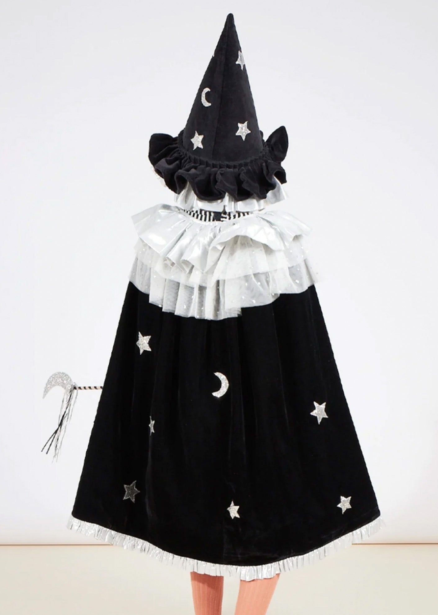 WITCHCOSTUME2