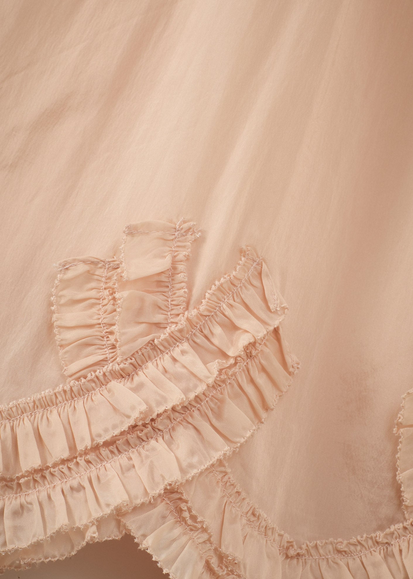 WOMEN'S SCALLOPED MIDI SKIRT - PEACH