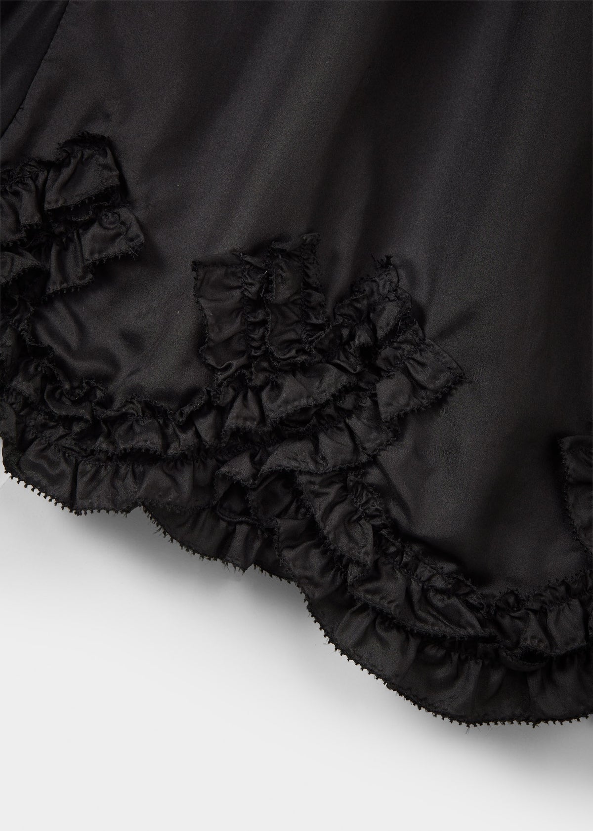 WOMEN'S SCALLOPED MIDI SKIRT - BLACK