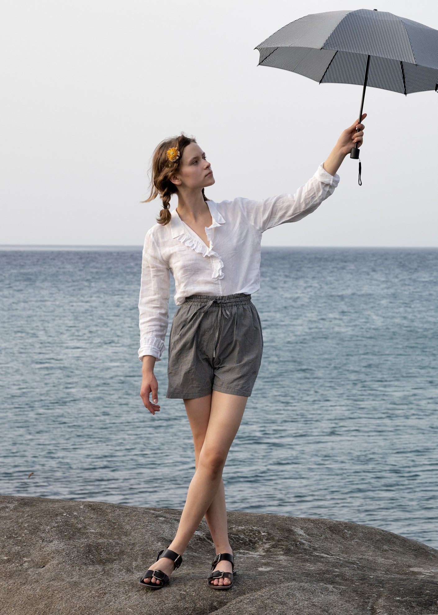 WOMEN'S COTTON FRILL BLOUSE - WHITE