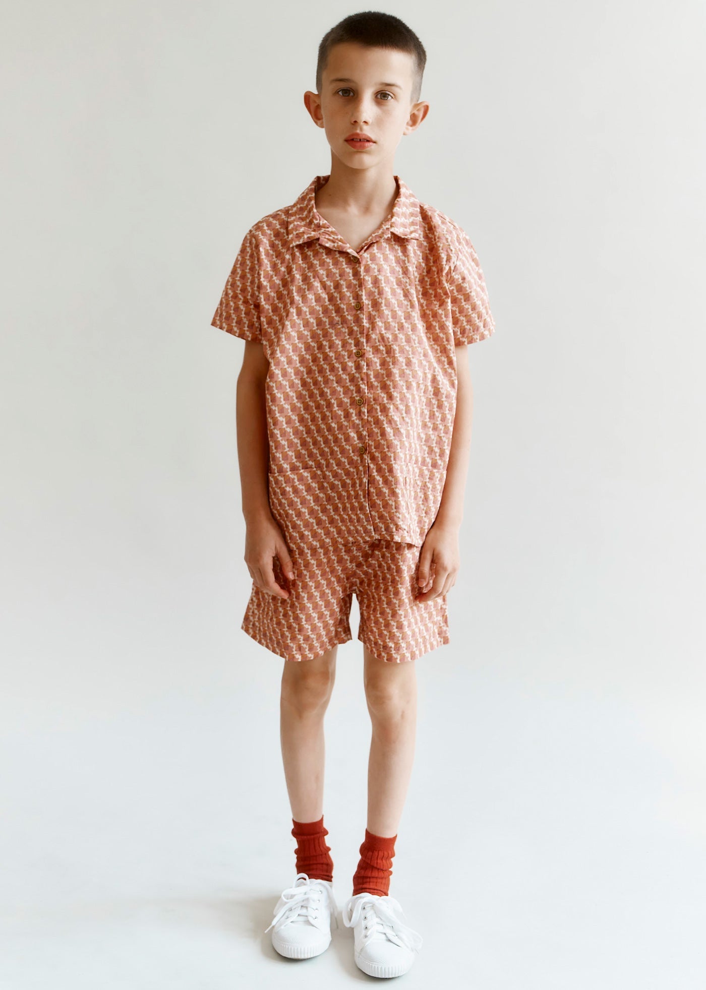BAMBOO CHILDREN'S SHIRT AND SHORTS SET - MAUVE GEO PRINT