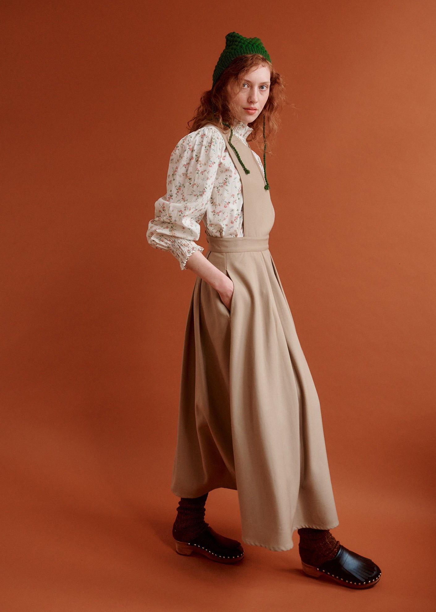 WHITBY DRESS WOMAN - LATTE