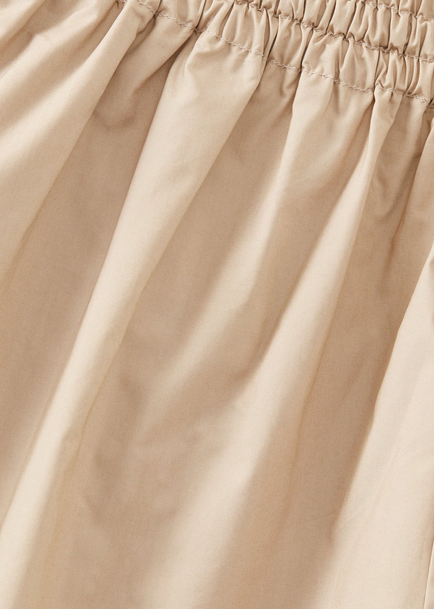 23-03-31_Caramel_2717_1411x1979_4e8af5bb-16f5-4227-b680-968c0c3a65fa