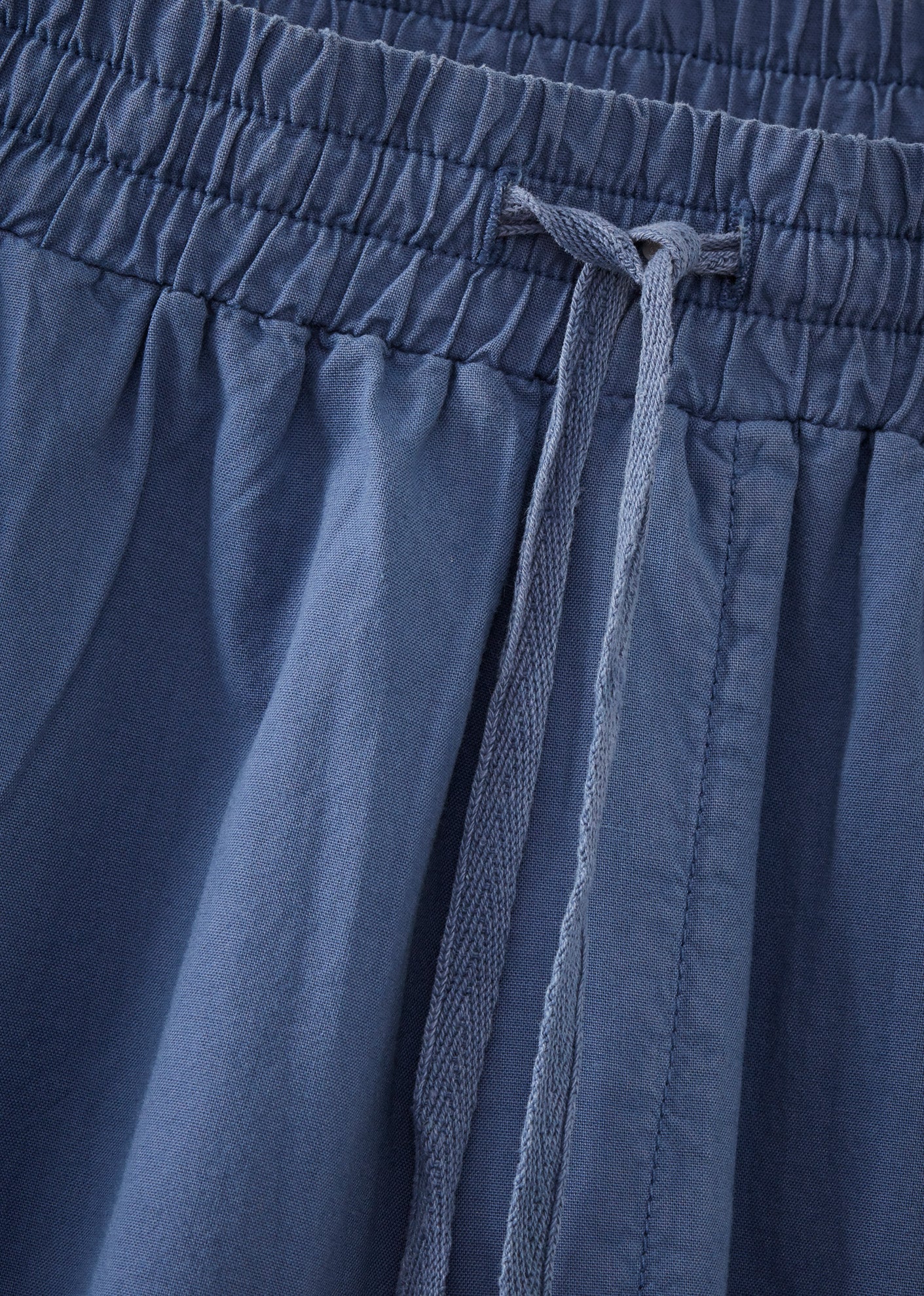 WOMAN CAPER TROUSER - INDIGO